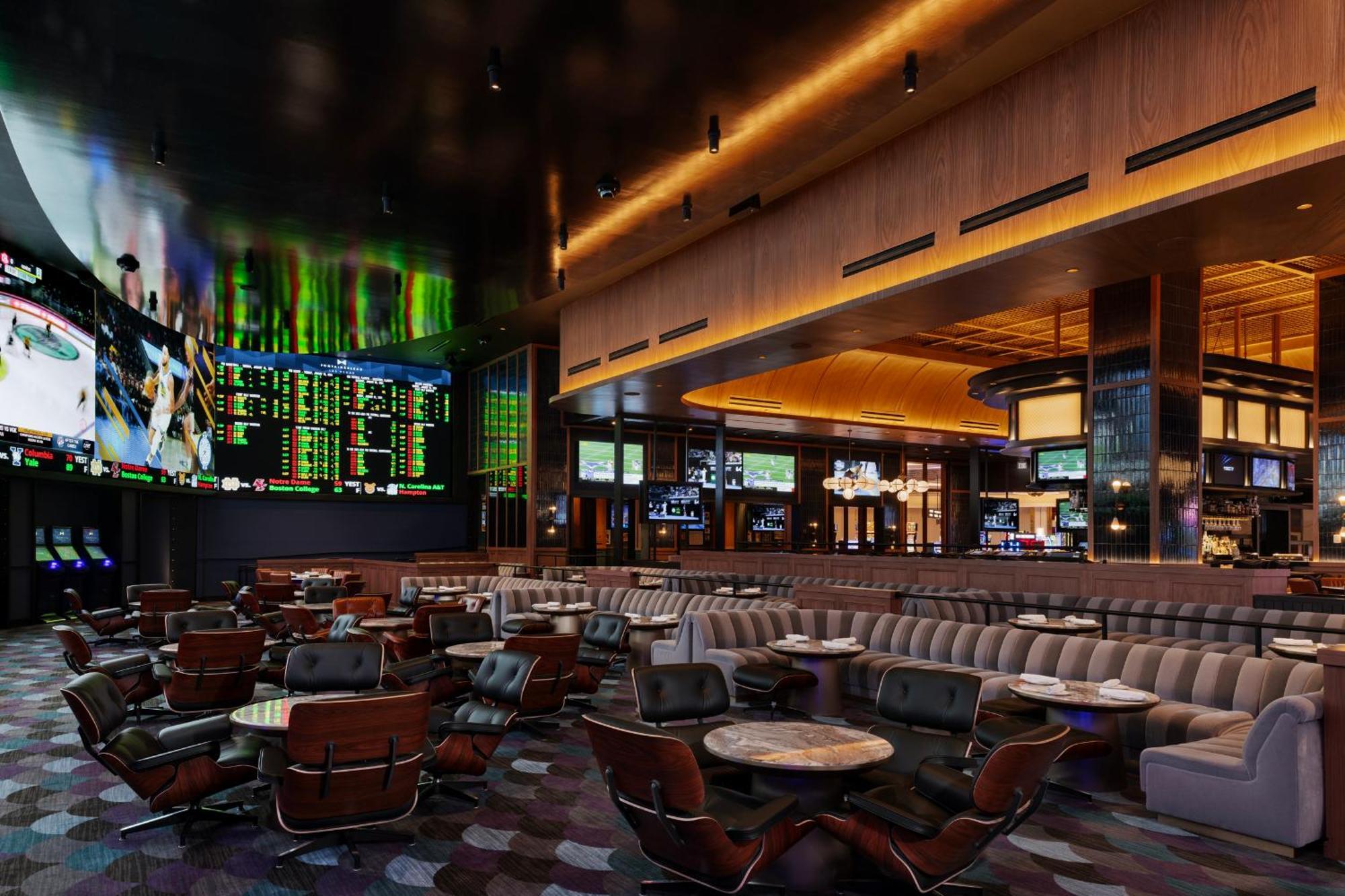 Fontainebleau Λας Βέγκας Εξωτερικό φωτογραφία The interior of a typical sports bar